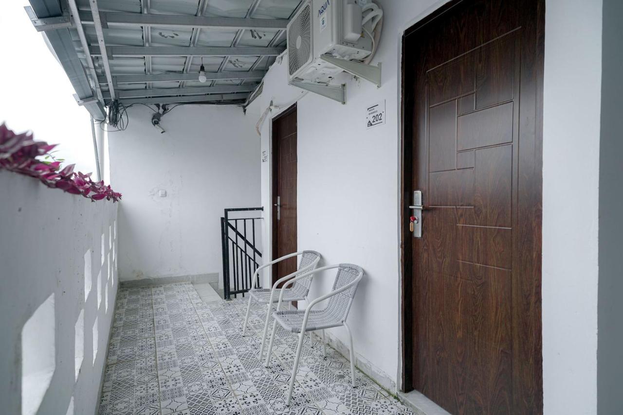 Wisma tamu Reddoorz Syariah Near Exit Toll Puncak Bogor